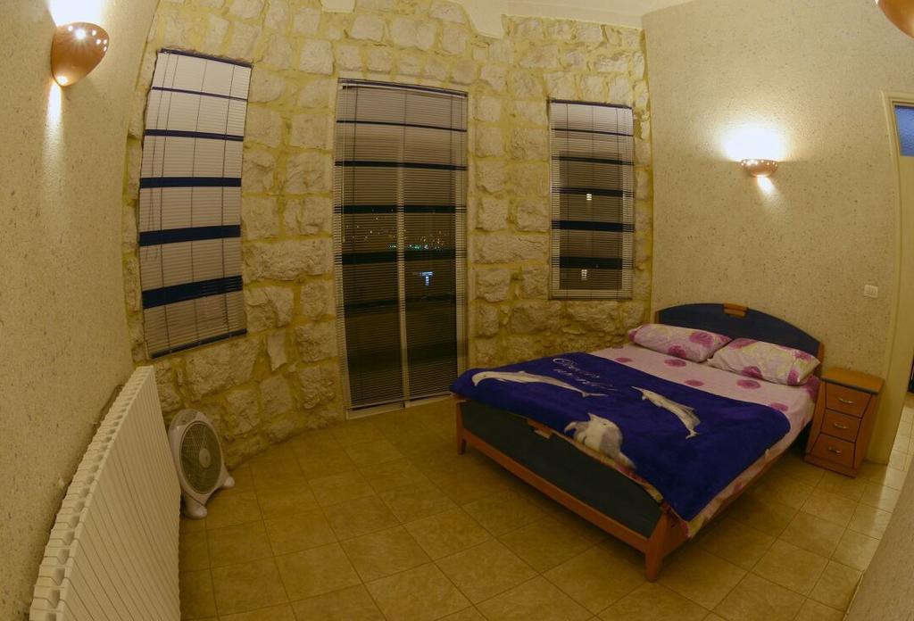 Bauhaus Motel Бішарі Екстер'єр фото